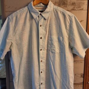 Quicksilver Mens Large Short Sleeve Button Down Light Blue Aztec Design